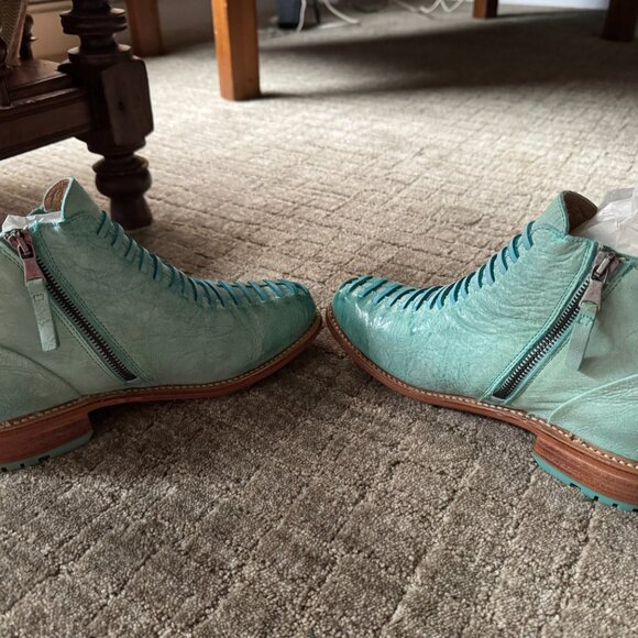 John Fluevog Babette - Women's Turquoise Ankle Boot with Faux Laces - Picture 4 of 6